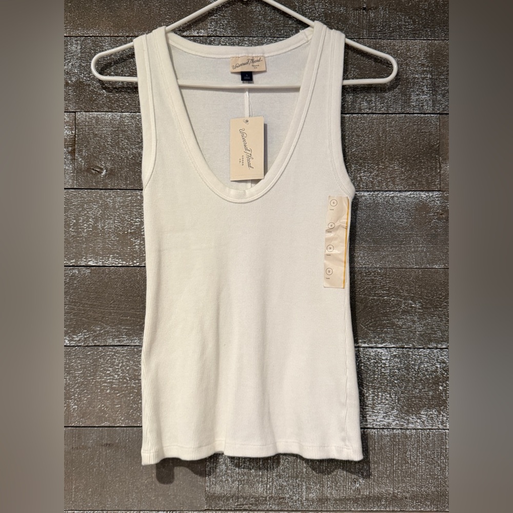 Universal‎ Thread Cream Tank Top XL